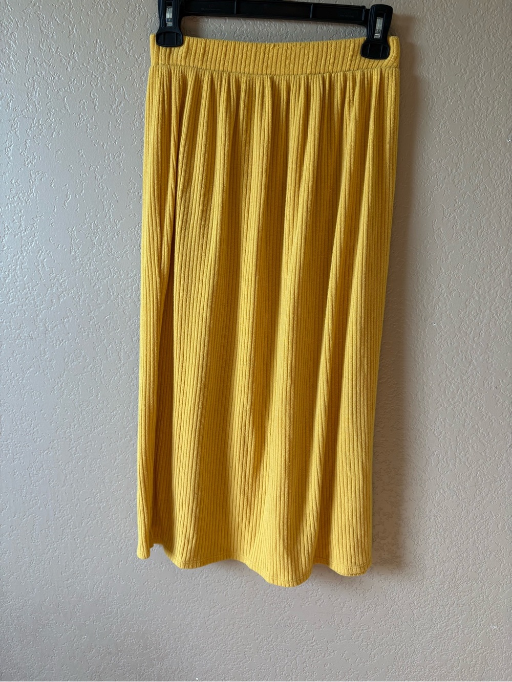 Modcloth Medium Pencil Skirt Ribbed Midi Length Marigold Color Retro Twee